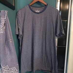 Denver Hayes Stretch Modern Fit T-Shirt- Men's- SZ XL